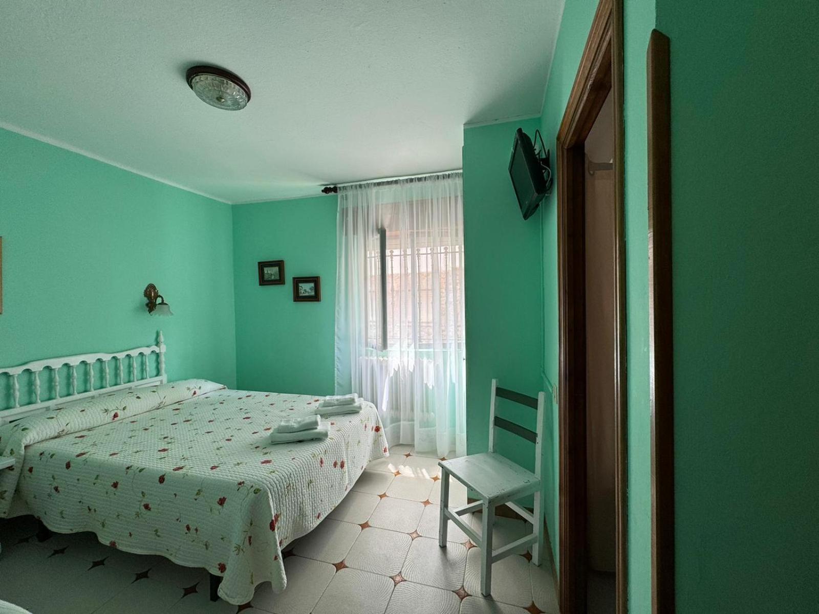 El Castanu De Cue Hotel Buitenkant foto